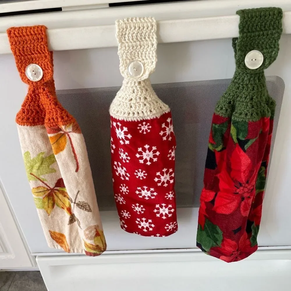 Estate Find: Set of 3 Crochet Top Kitchen Towels